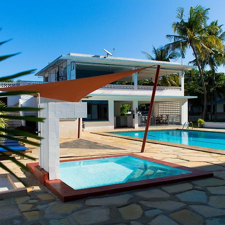 Paradise Resort Apartments Nyali Beach Exterior foto